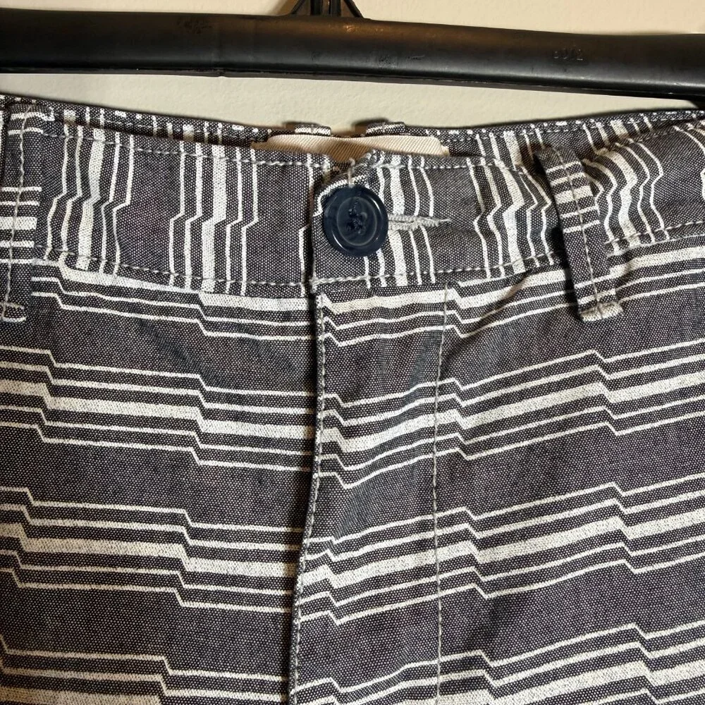 Original Penguin Striped Chino Shorts Men's 31 Gray Preppy Golf Outdoor 7.5